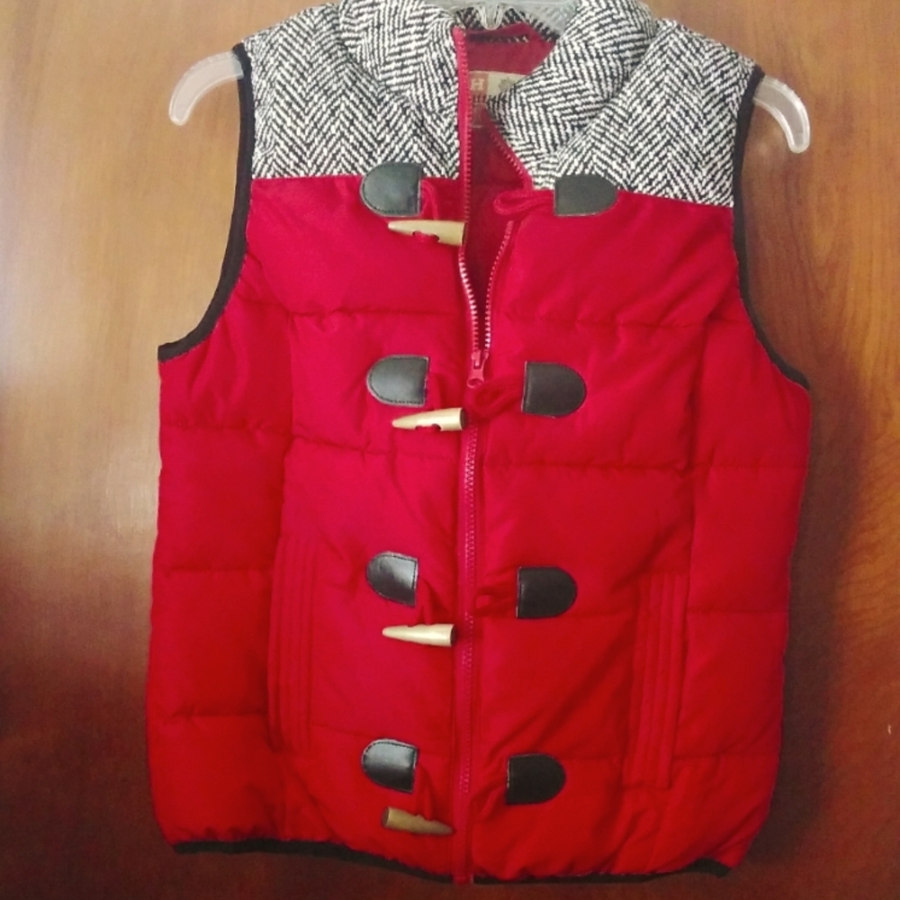 Ruff Hewn Red Toggle Vest PM